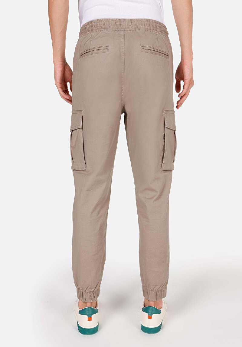 Imagine a Pantaloni De Barbati Bej Slim Fit Cl1072366