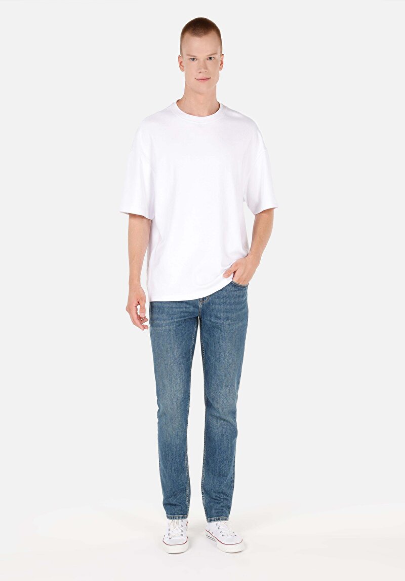 Imagine a Pantaloni De Barbati Denim Straight Fit 044 Karl Cl1072384
