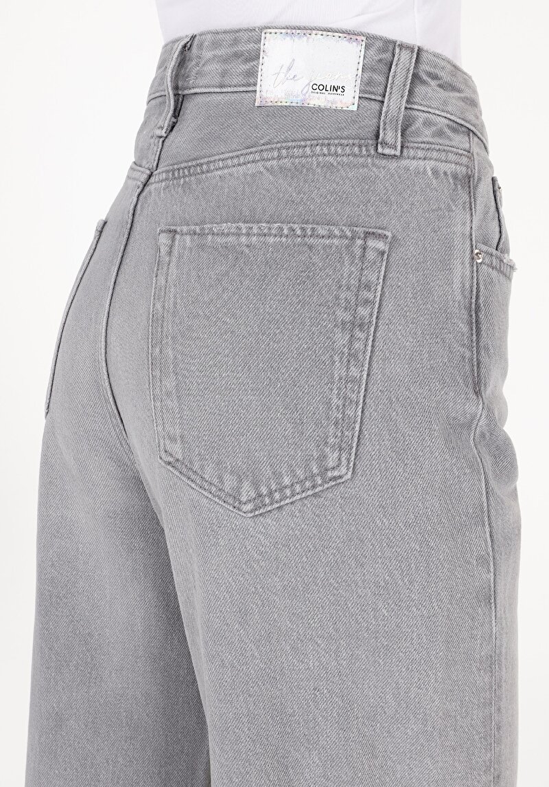 Afișați detalii pentru Blugi Gri Pentru Femei Regular Fit