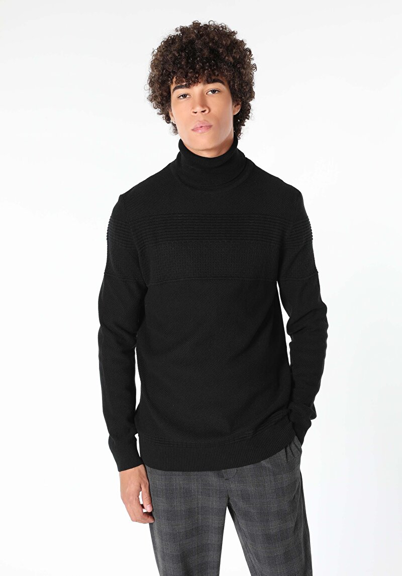 Afișați detalii pentru Pulover De Barbati Negru Slim Fit  Cl1061121