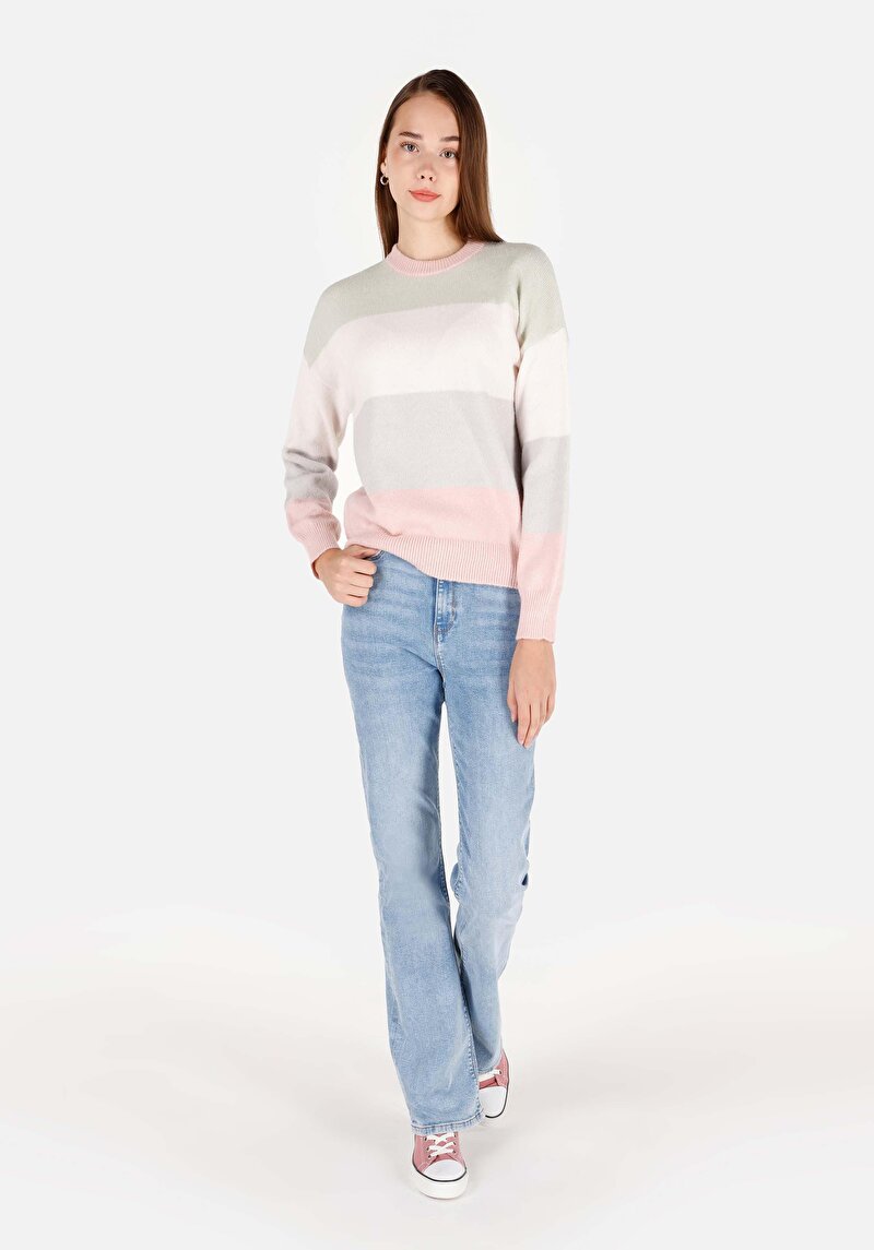 Imagine a Pulover Multicolor Pentru Femei Cu Gât Rotund Regular Fit