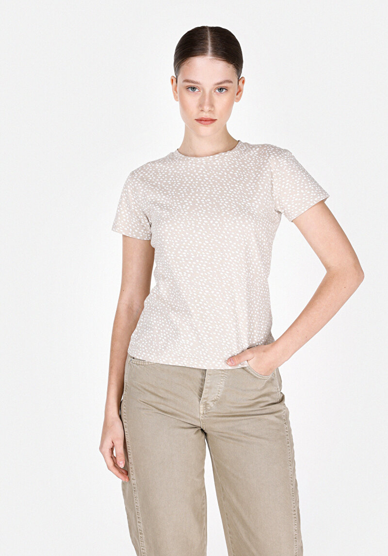 Imagine a Tricou Cu Maneca Scurta De Dama Bej Slim Fit Cl1073447