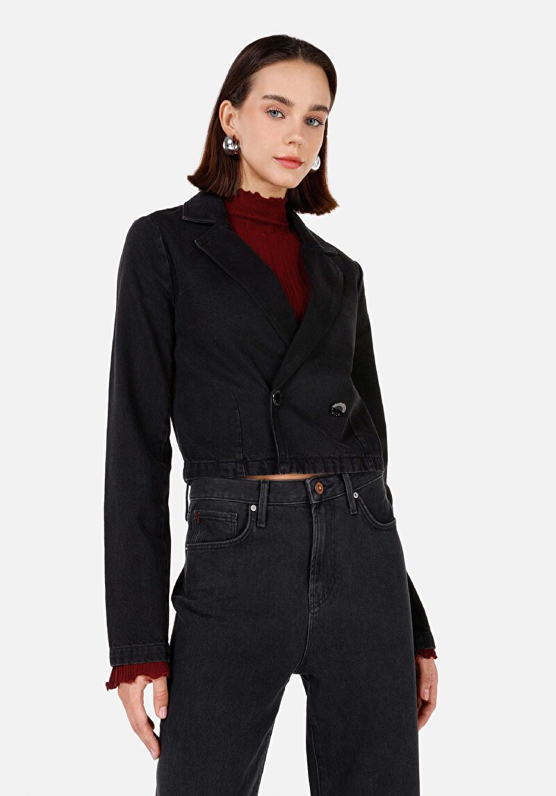 Imagine a Jachetă Albastră Pentru Femei Slim Fit