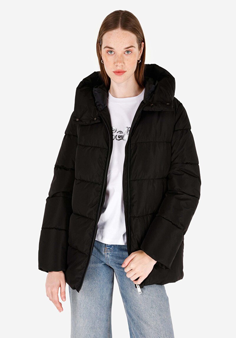 Imagine a Jacheta De Dama Negru Regular Fit Cl1070731