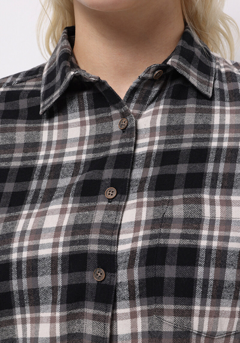 Imagine a Camasa Cu Maneca Lunga De Dama Negru Regular Fit Cl1071174