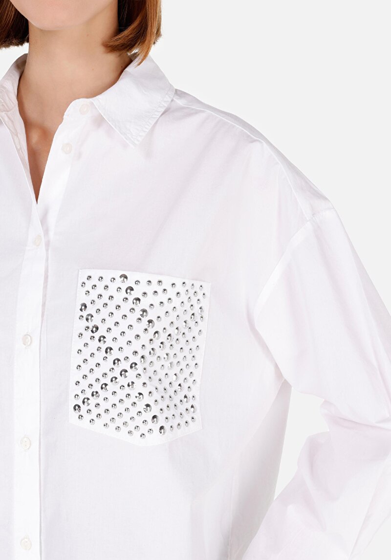 Imagine a Cămașă Relaxată Cu Gât Cămașă Albă Cu Mânecă Lungă Pentru Femei