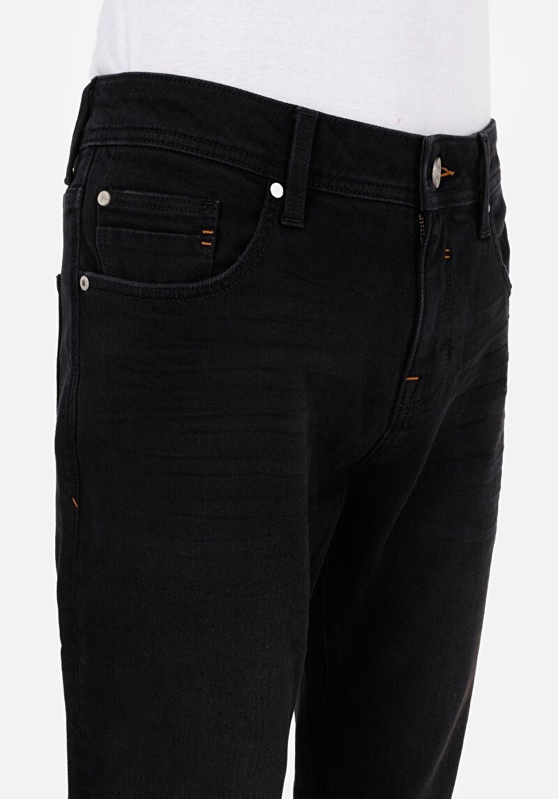 Afișați detalii pentru Blugi Din Denim Pentru Bărbați Cu Potrivire Dreaptă