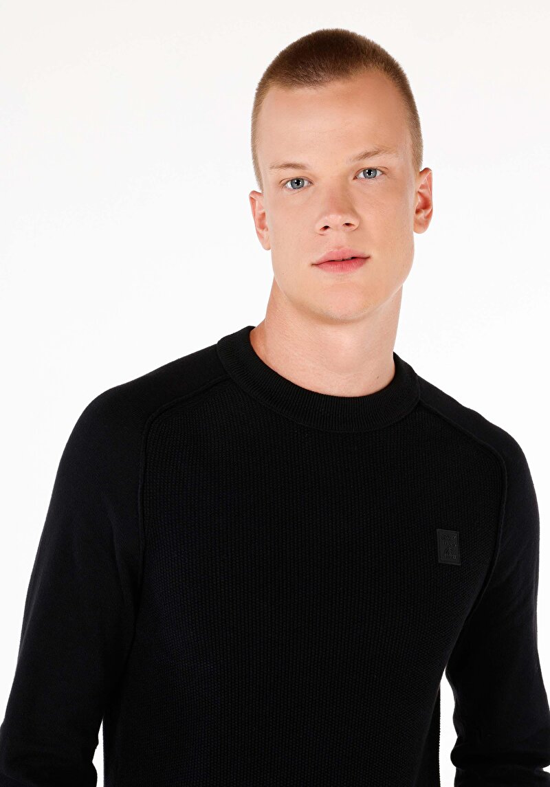 Imagine a Pulover De Barbati Negru Slim Fit Cl1071309