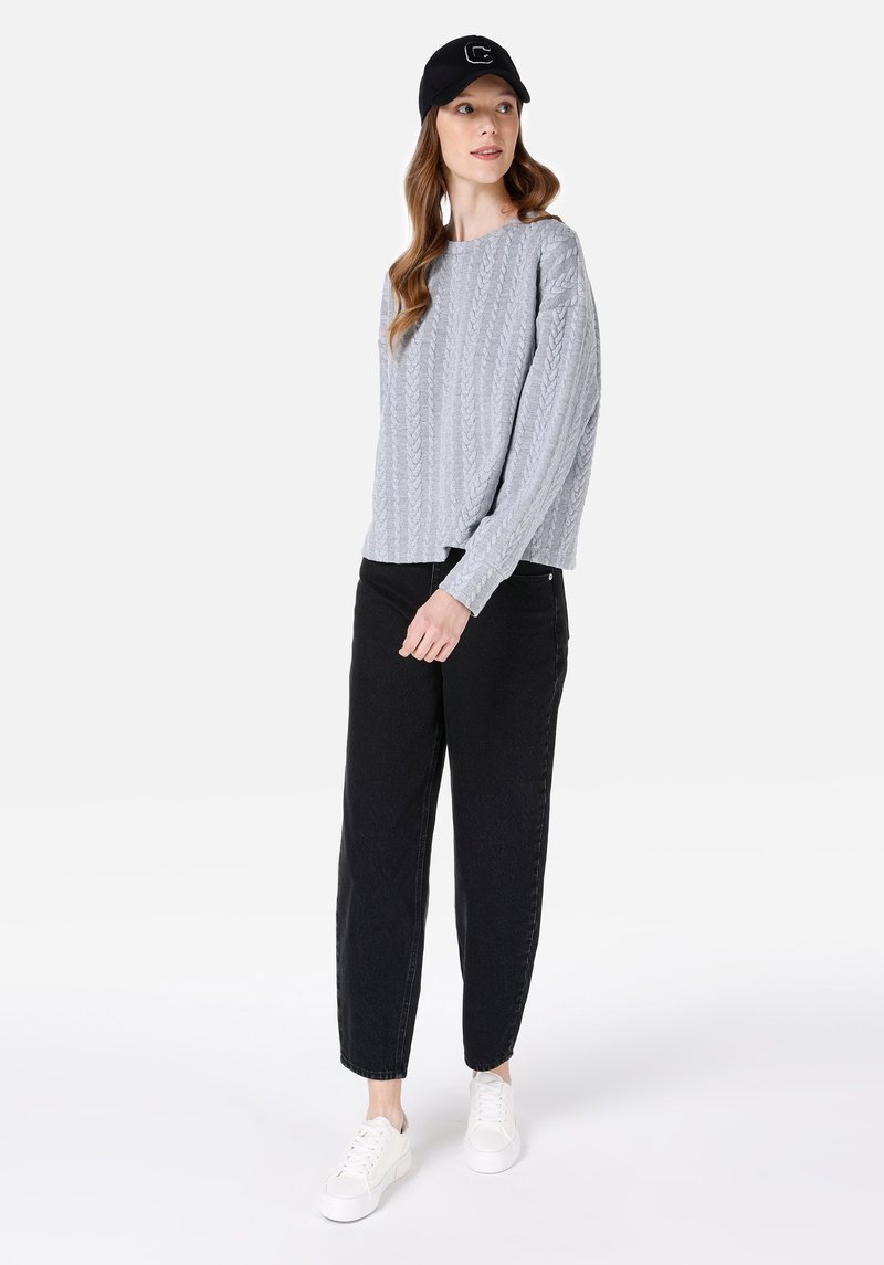 Imagine a Tricou Cu Maneca Lunga De Dama Gri Regular Fit Cl1067297