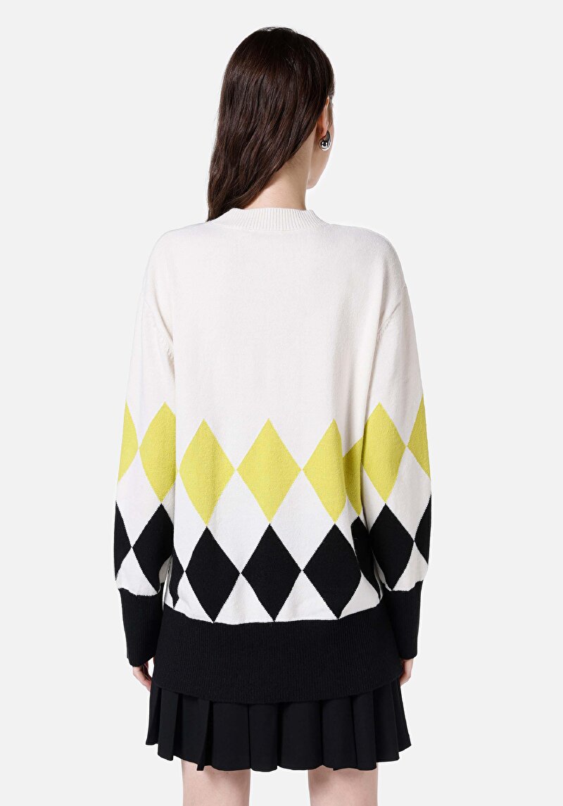 Afișați detalii pentru Pulover Ecru Pentru Femei Cu Gât Rotund Cu Gât Rotund