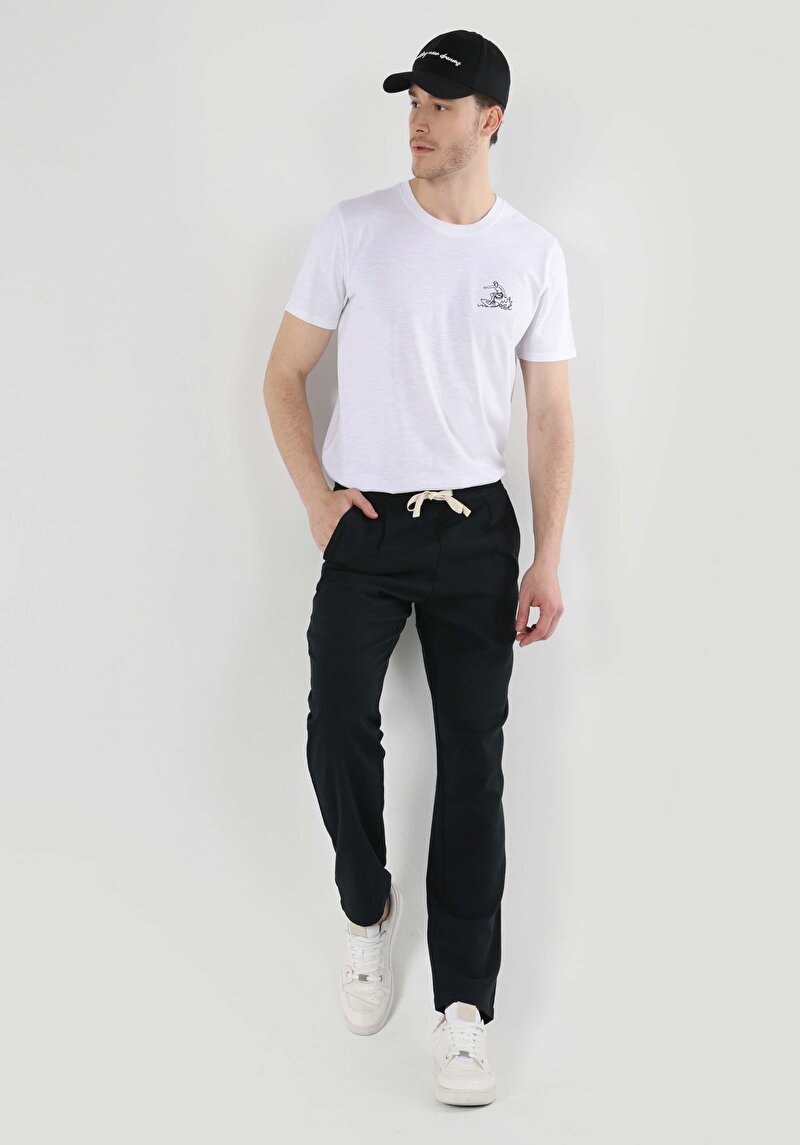 Imagine a Pantaloni De Barbati Negru Regular Fit  Cl1064125