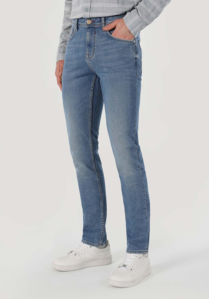 Afișați detalii pentru Pantaloni De Barbati Albastru Straight Fit 044 Karl Cl1064374