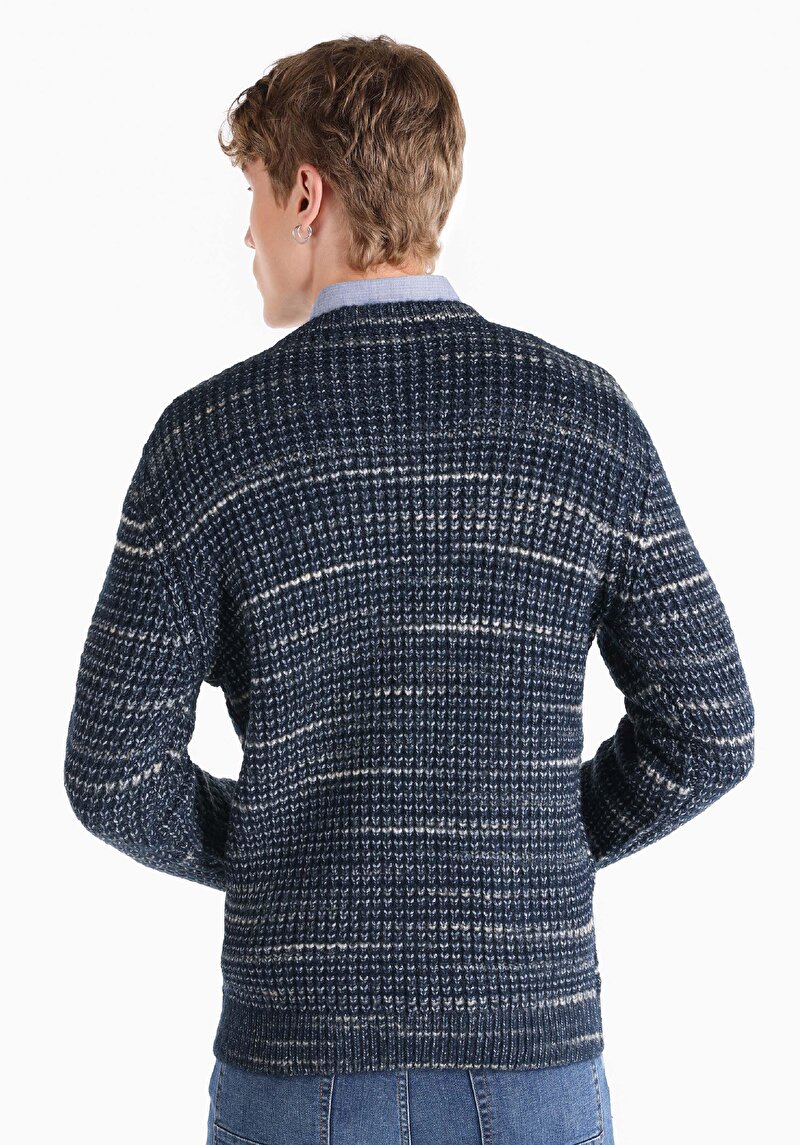 Imagine a Pulover Regular Fit Round Neck Jacquard Bleumarin Pentru Bărbați