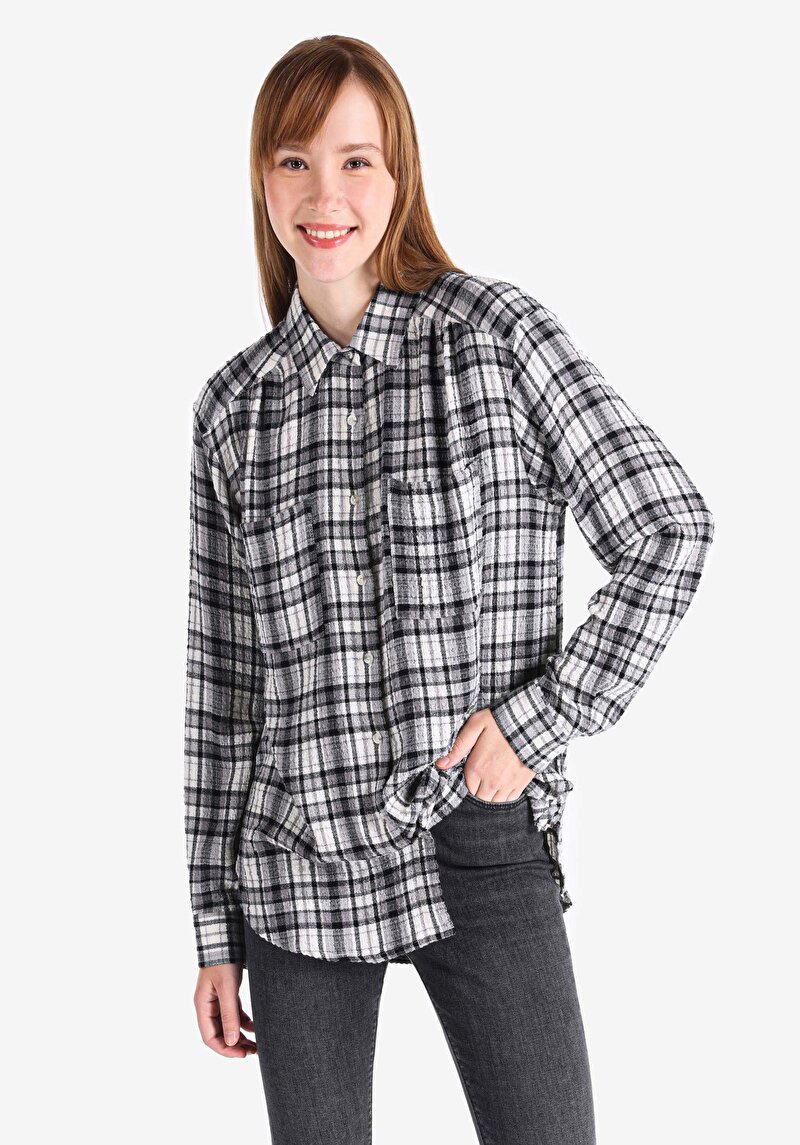 Imagine a Camasa Cu Maneca Lunga De Dama Negru Regular Fit  Cl1065040