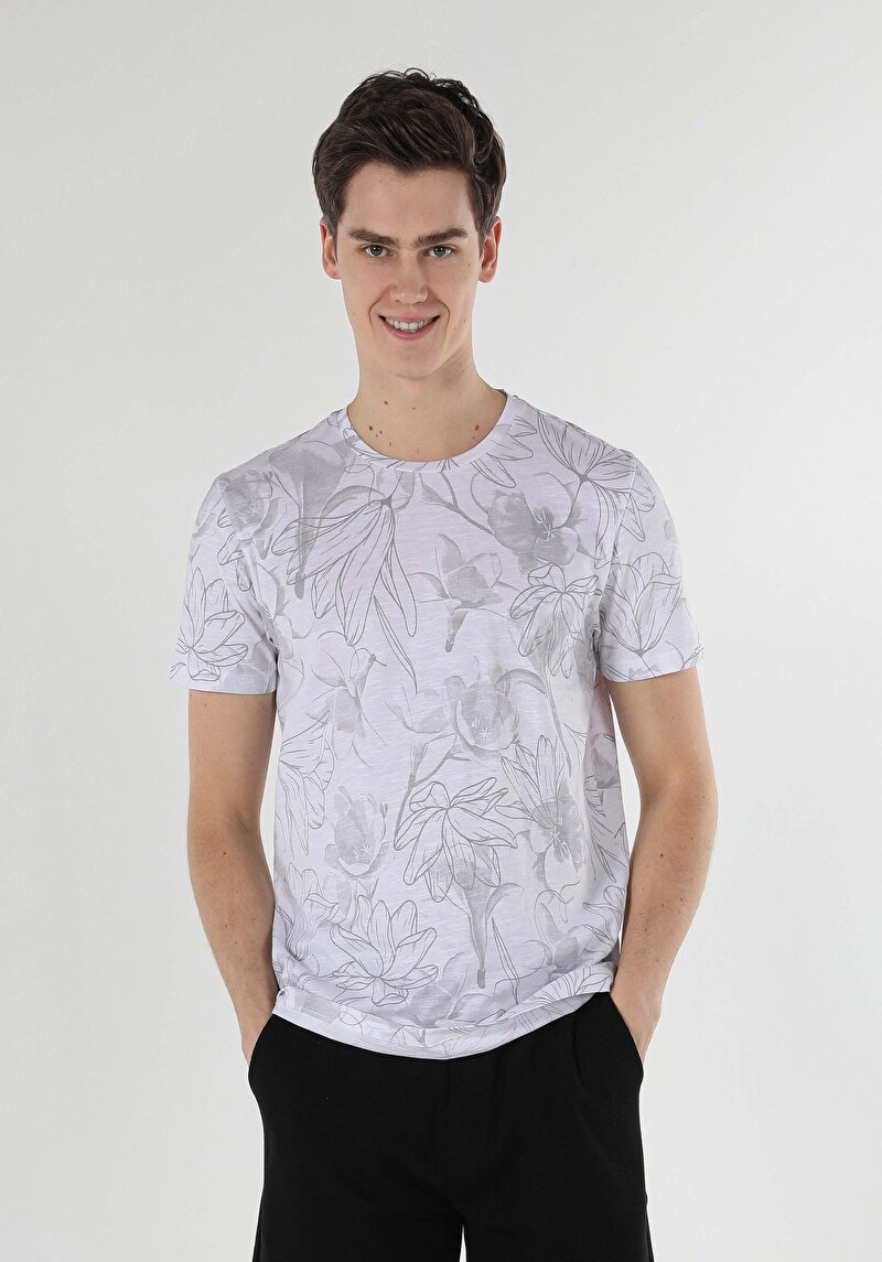 Imagine a Tricou Cu Maneca Scurta De Barbati Alb Regular Fit  Cl1057120