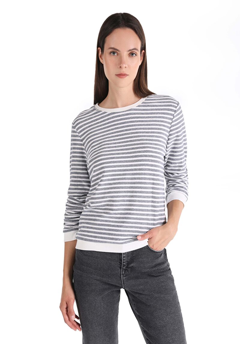 Imagine a Tricou Cu Maneca Lunga De Dama Alb Regular Fit  Cl1065149