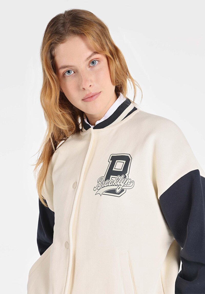 Afișați detalii pentru Jachetă Albă Pentru Femei Regular Fit Cu Capse