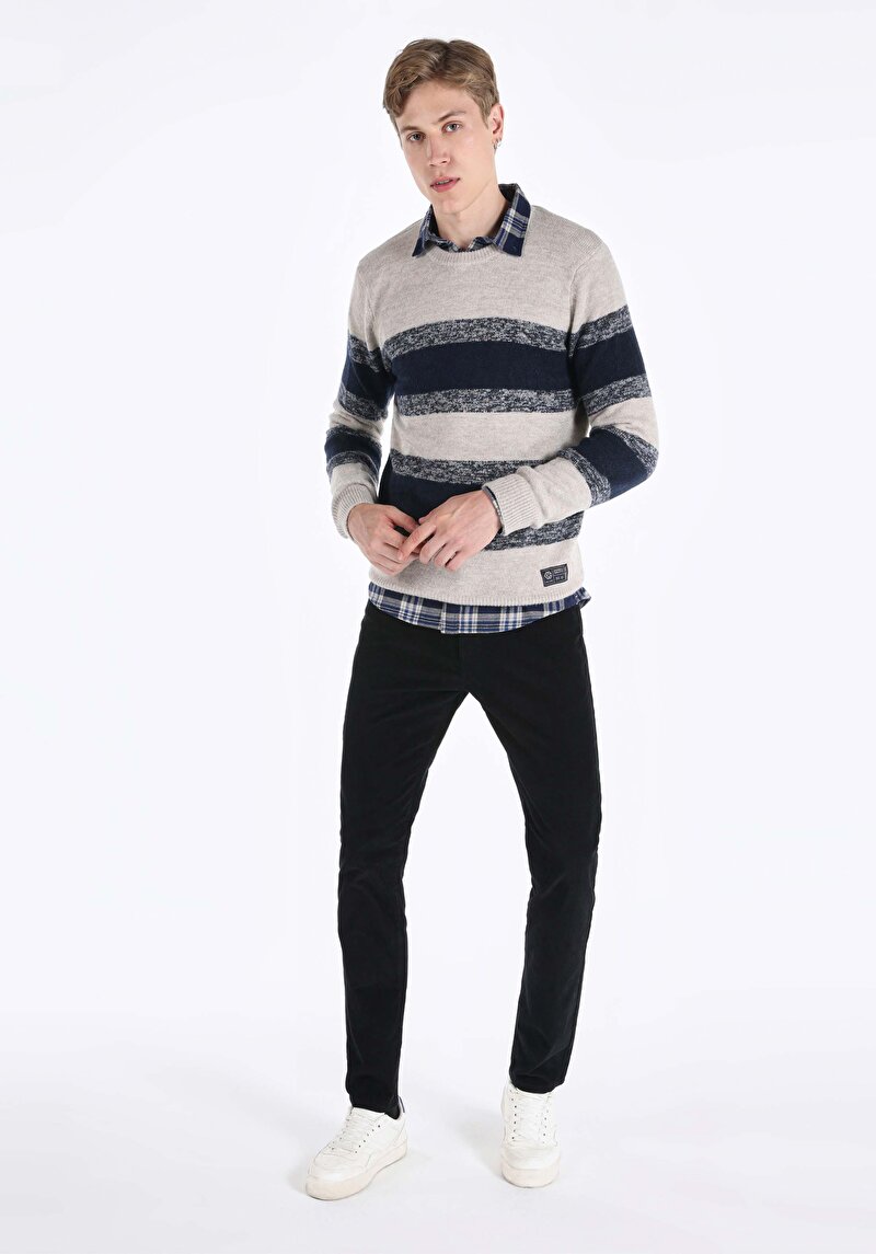 Afișați detalii pentru Pulover De Barbati Bej   Cl1065734