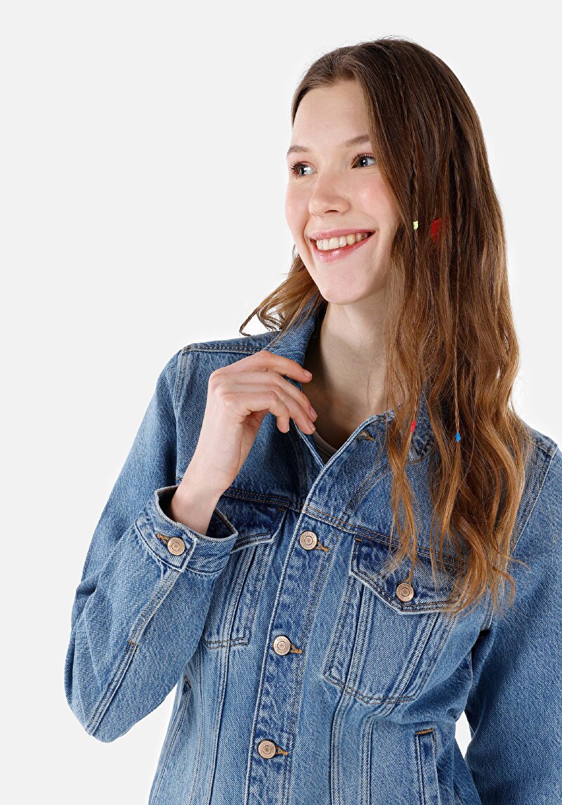 Imagine a Jachetă Albastră Pentru Femei Slim Fit, Fără Nasturi, Fără Butoane