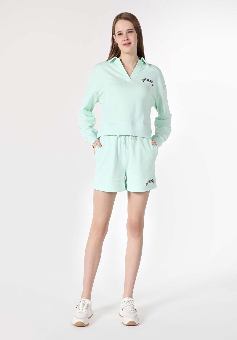 Imagine a Short / Pantaloni Scurti De Dama Verde Regular Fit  Cl1063326