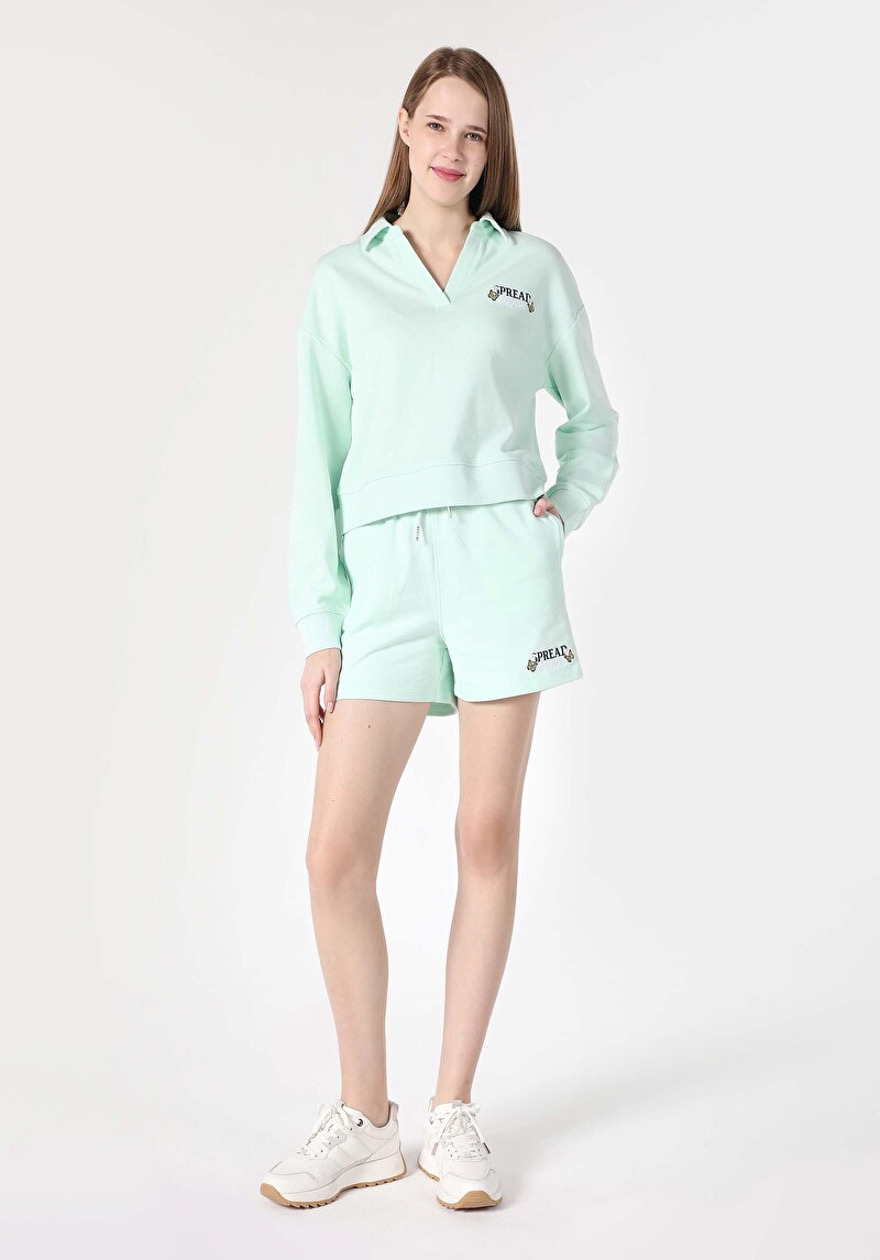 Imagine a Short / Pantaloni Scurti De Dama Verde Regular Fit  Cl1063326