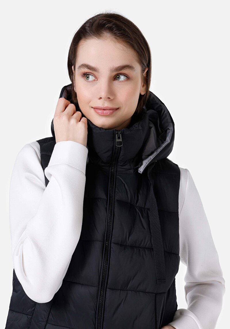 Afișați detalii pentru Vesta De Dama Negru Regular Fit  Cl1066879