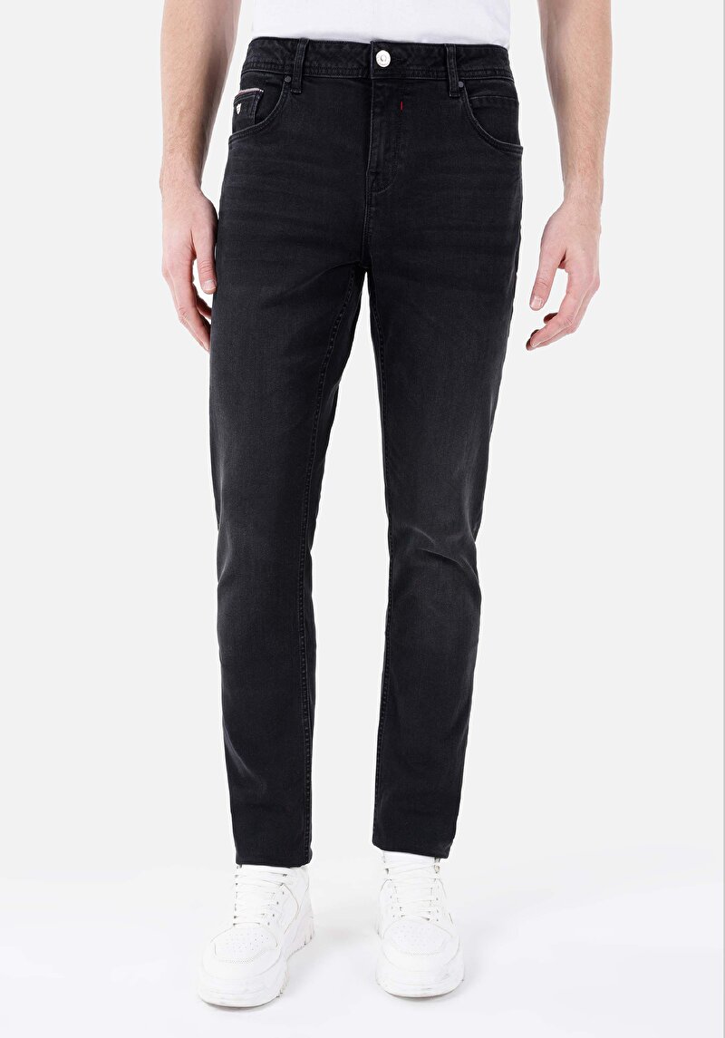 Imagine a Blugi Din Denim Pentru Bărbați Cu Talie Dreaptă