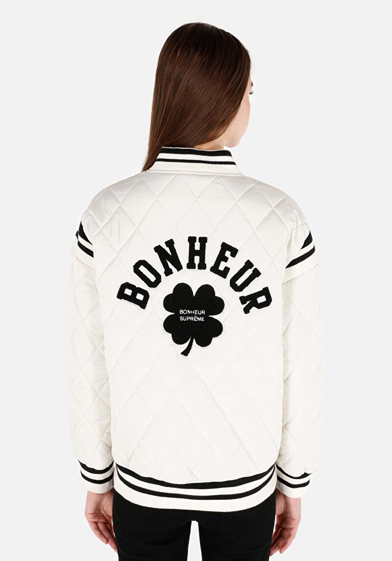 Imagine a Palton Alb Pentru Femei Cu Decolteu În V Regular Fit