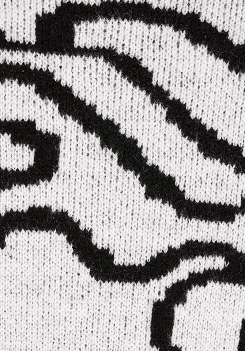 Afișați detalii pentru Pulover Alb Pentru Femei Cu Gât Rotund Regular Fit