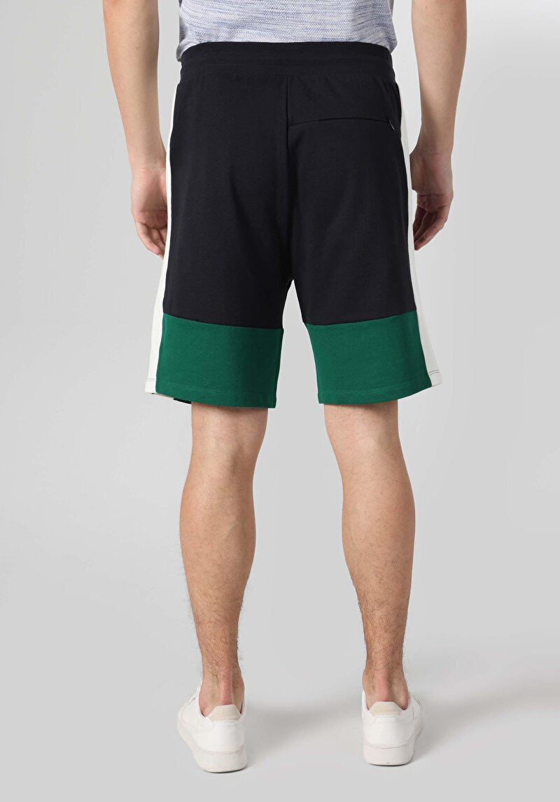 Afișați detalii pentru Short / Pantaloni Scurti De Barbati Albastru Marin Regular Fit  Cl1063616