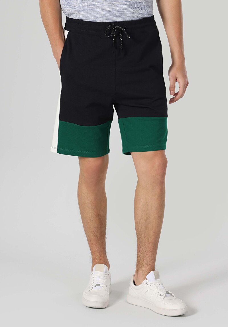 Afișați detalii pentru Short / Pantaloni Scurti De Barbati Albastru Marin Regular Fit  Cl1063616