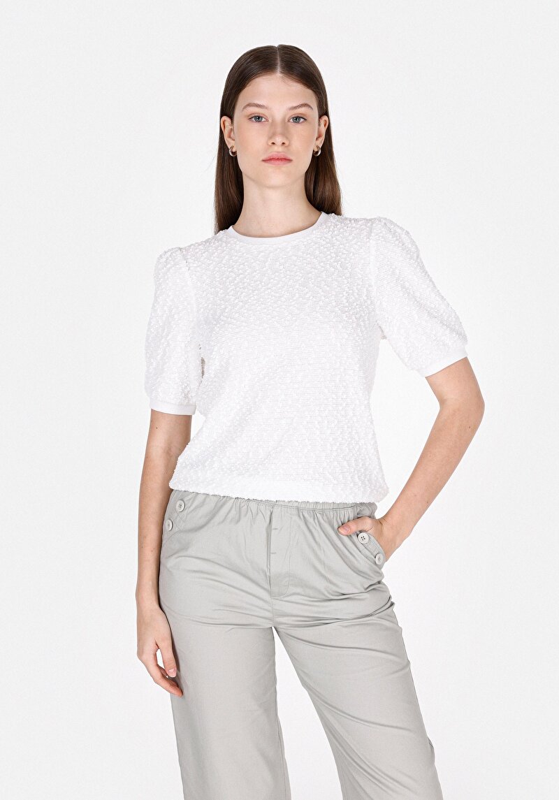 Imagine a Regular Fit Round Neck Jacquard Tricou Pentru Femei Alb Cu Mânecă Scurtă