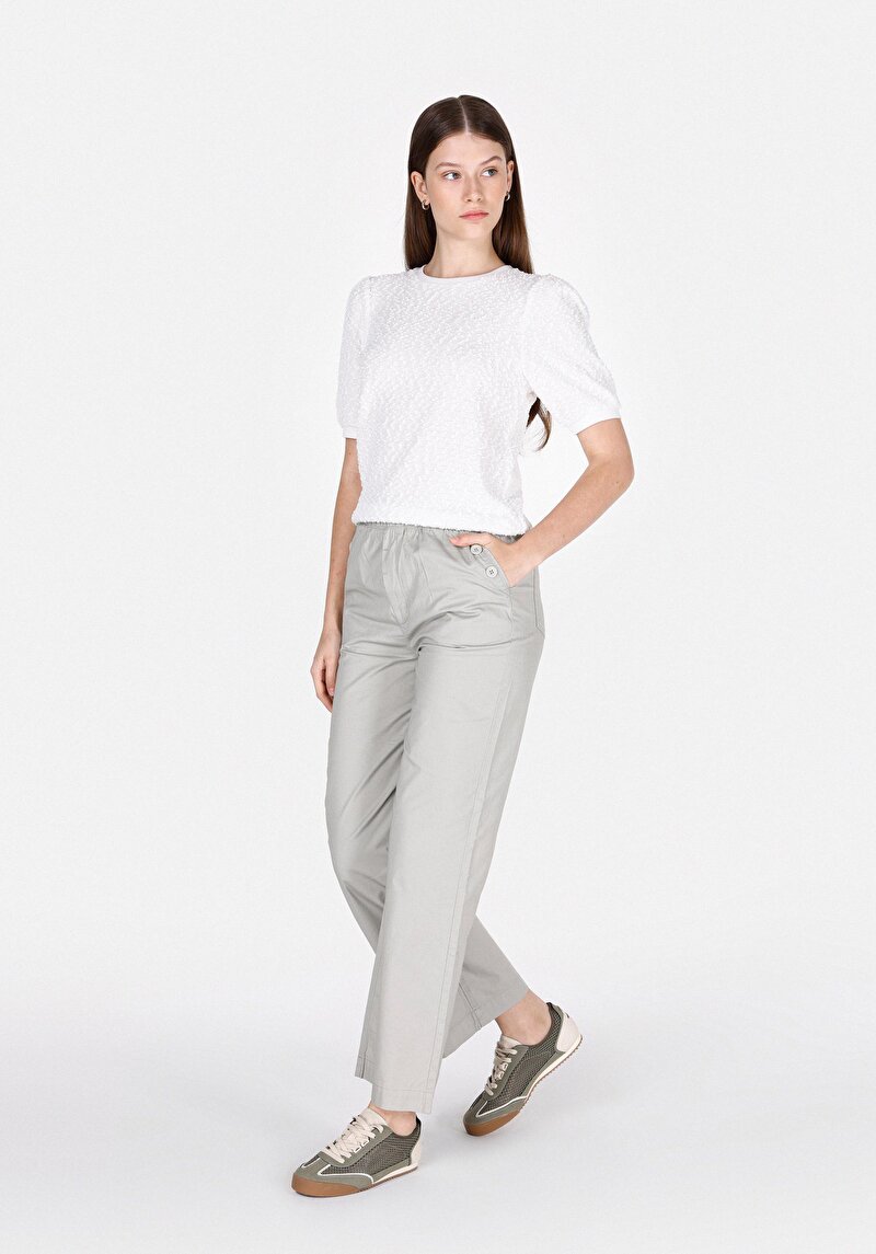 Afișați detalii pentru Regular Fit Round Neck Jacquard Tricou Pentru Femei Alb Cu Mânecă Scurtă