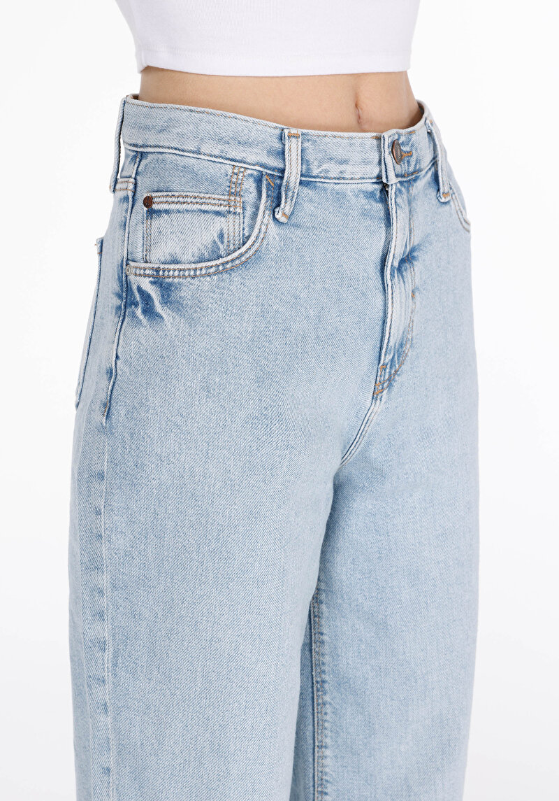 Afișați detalii pentru Balloon Fit Talie Ascendentă Shrinking Leg Blugi Din Denim Pentru Femei