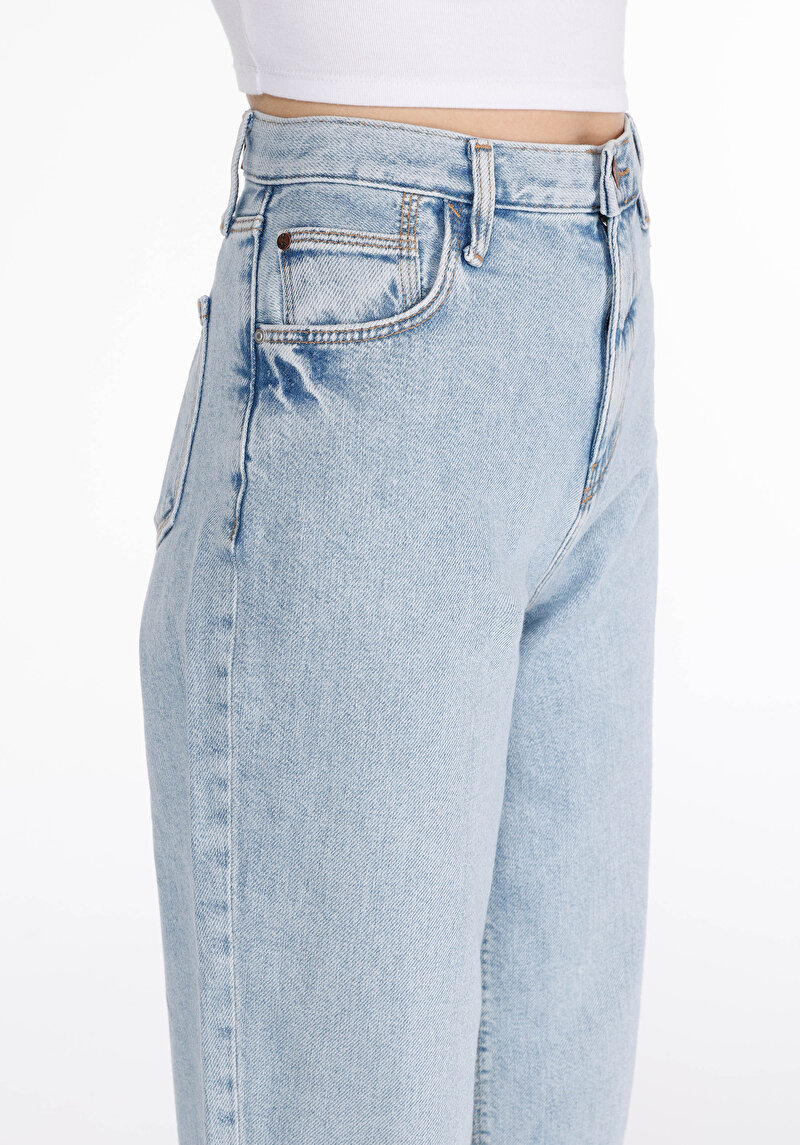 Afișați detalii pentru Balloon Fit Talie Ascendentă Shrinking Leg Blugi Din Denim Pentru Femei