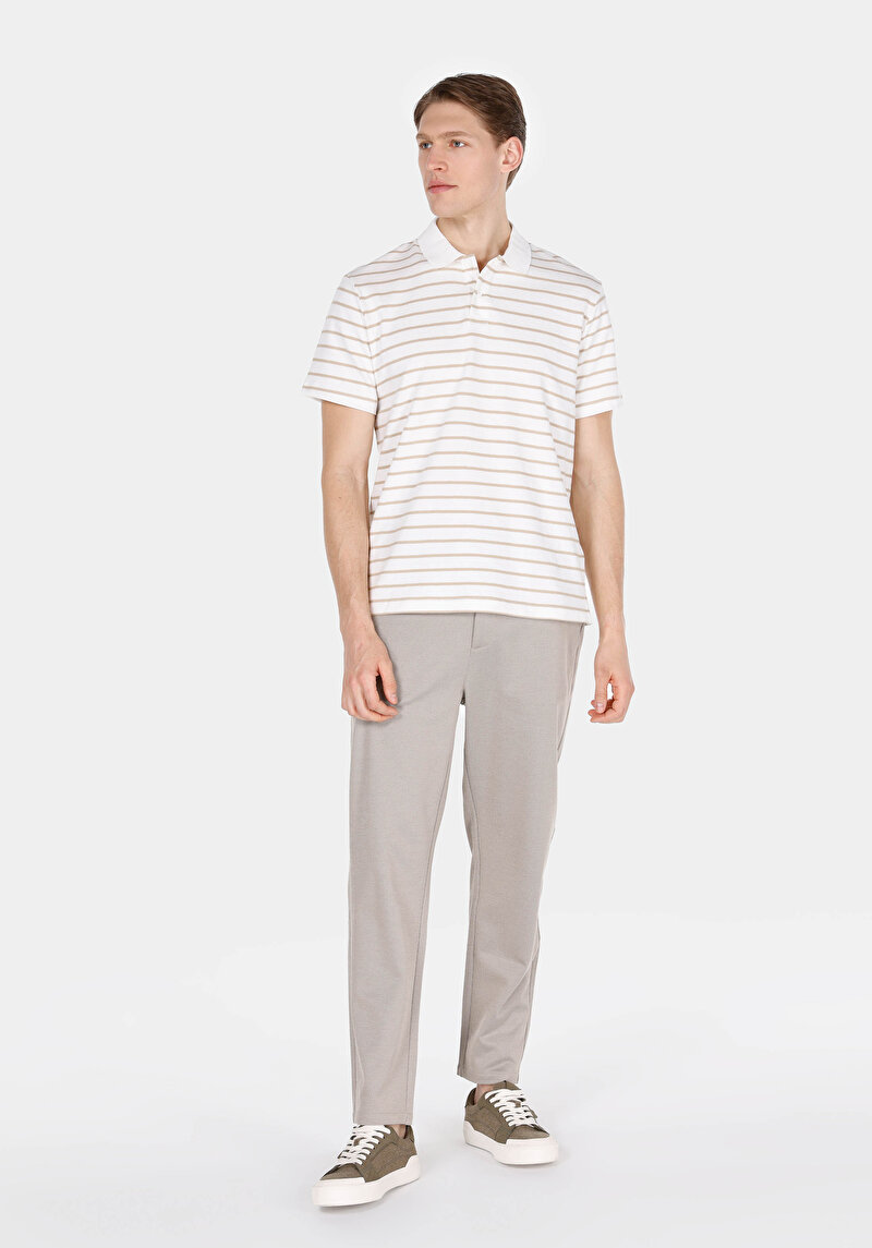 Imagine a Pantaloni De Barbati Bej Regular Fit  Cl1073568