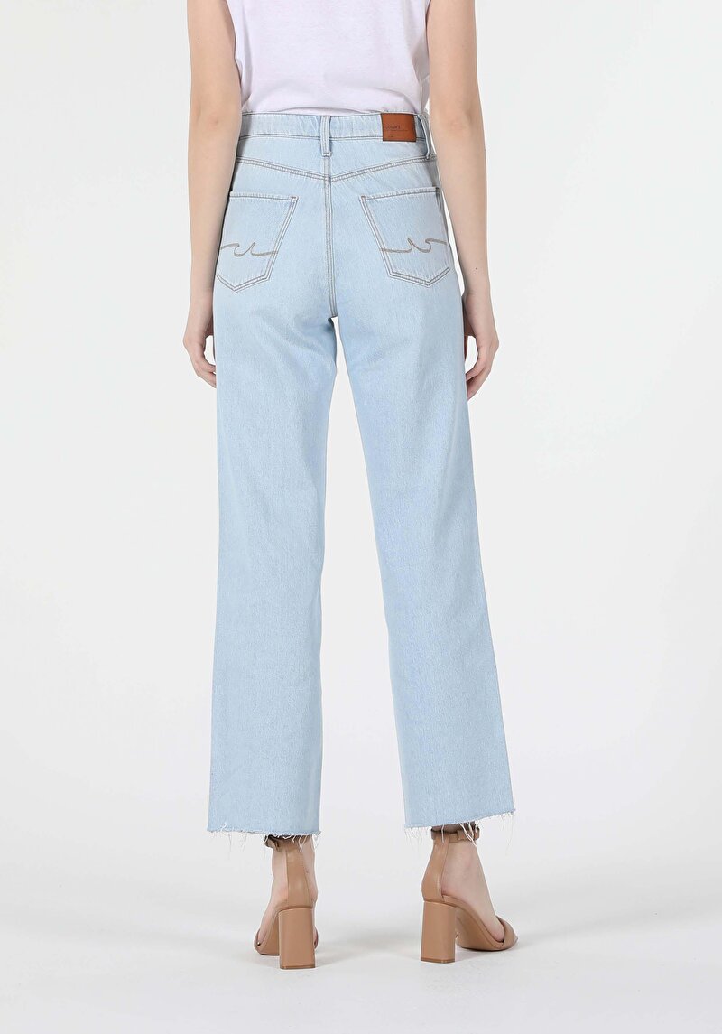 Afișați detalii pentru Pantaloni De Dama Albastru Deschis Regular Fit 970 Berry Cl1059298