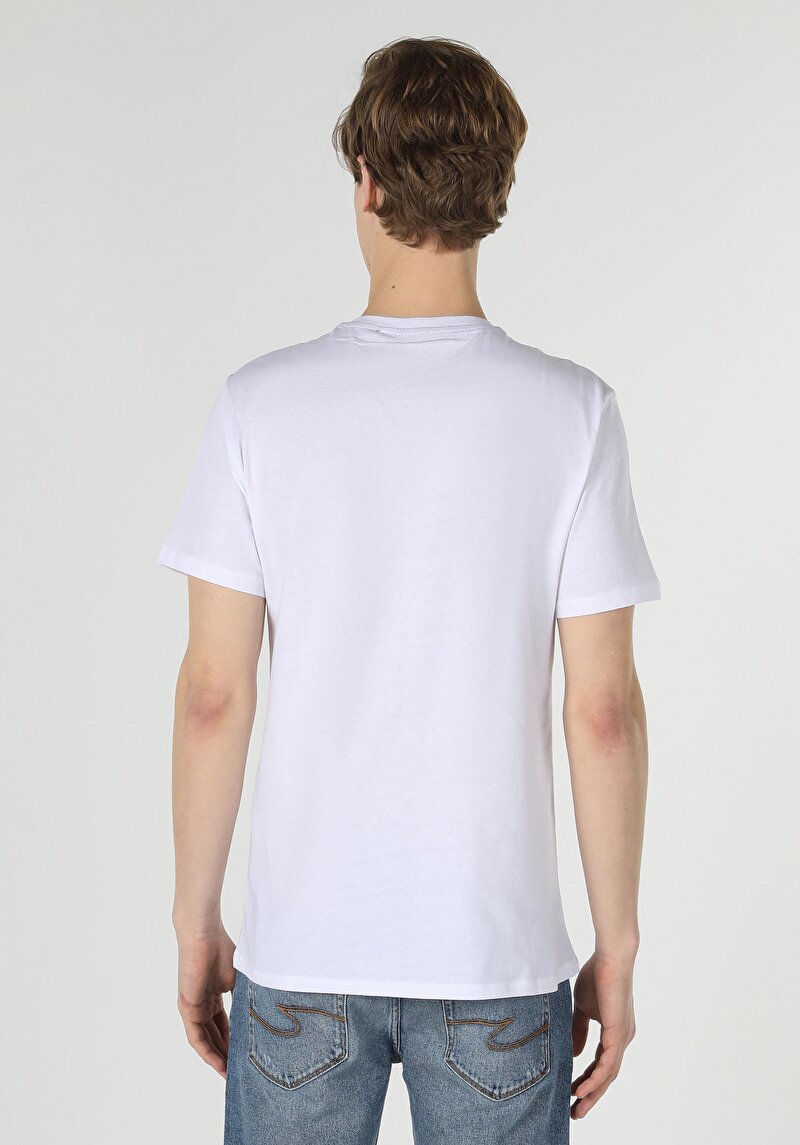 Imagine a Tricou Cu Maneca Scurta De Barbati Alb Regular Fit Cl1059552