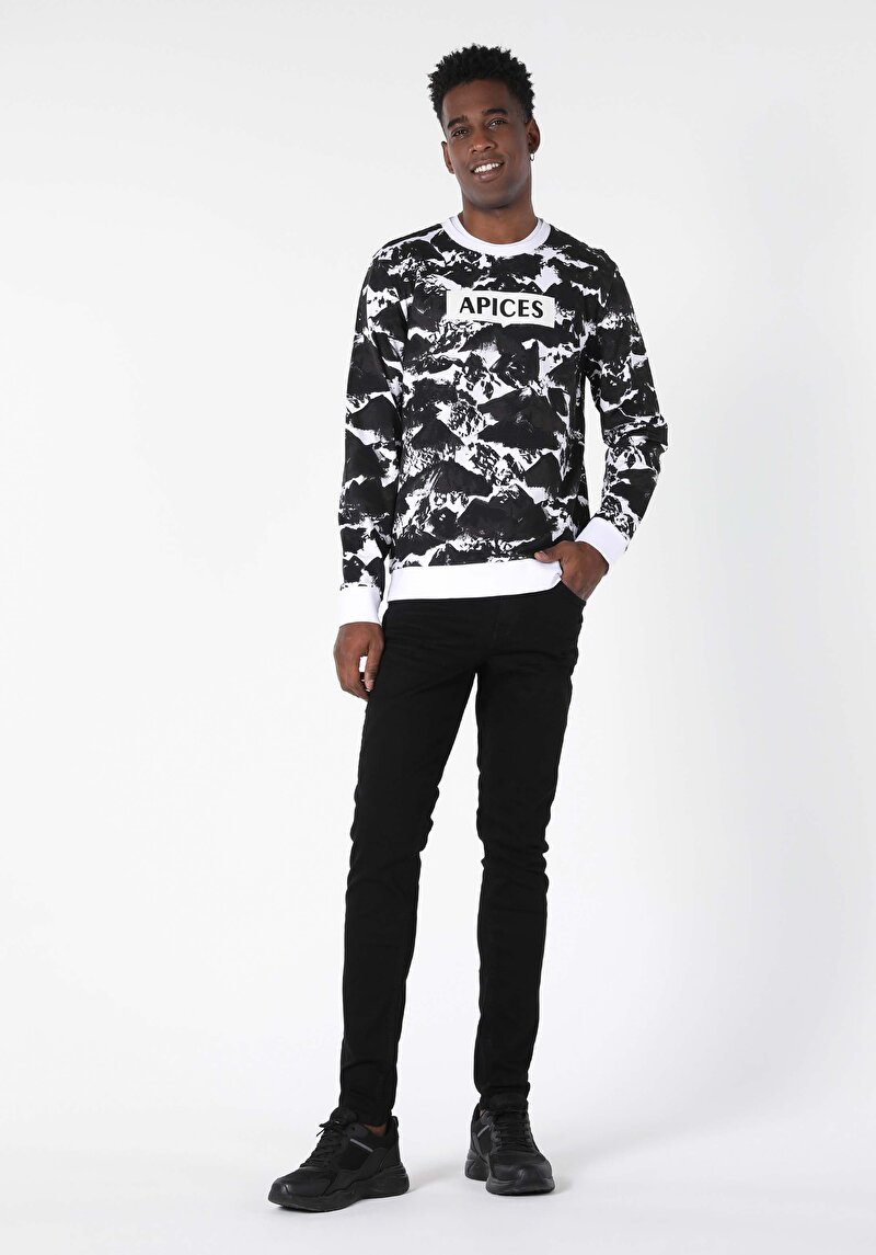 Imagine a Hanorac / Bluza De Barbati Alb Regular Fit Cl1056966