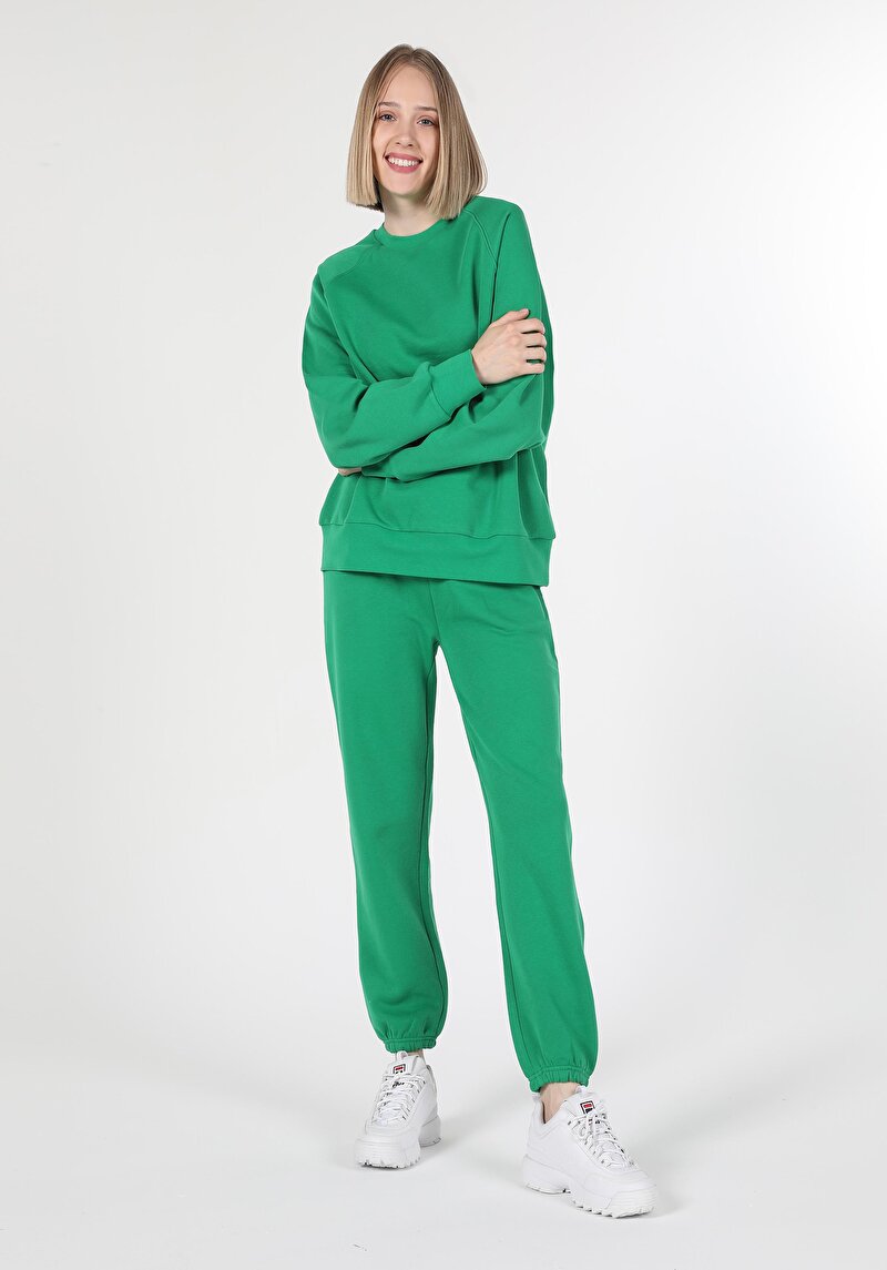 Imagine a Hanorac / Bluza De Dama Verde Regular Fit  Cl1060307