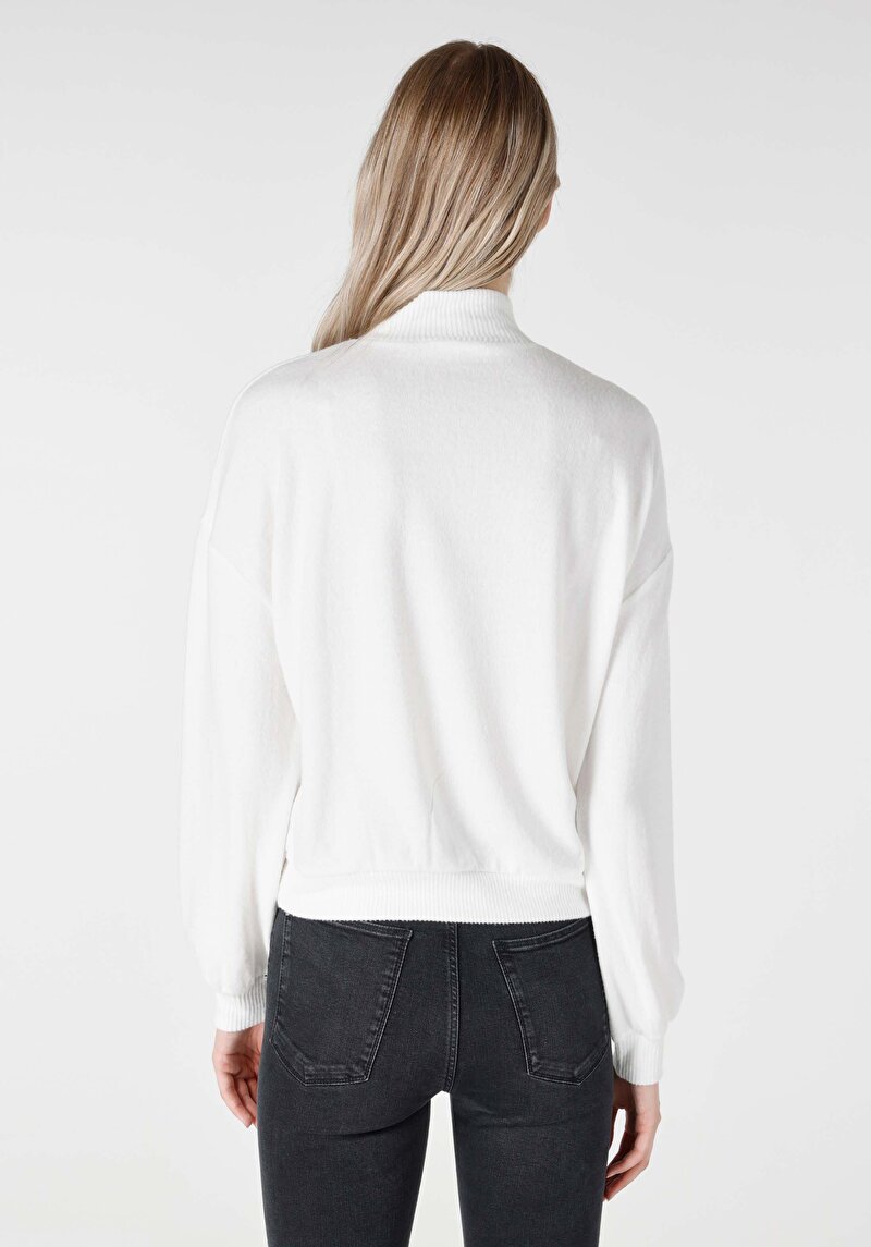 Afișați detalii pentru Tricou Cu Maneca Lunga De Dama Alb Regular Fit  Cl1055475