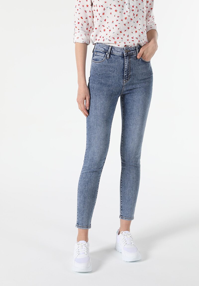 Imagine a Pantaloni De Dama Denim Super Slim Fit 760 Diana Cl1055524