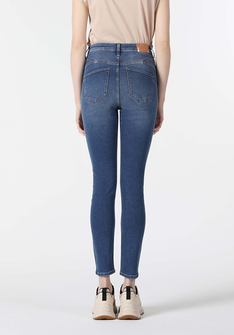 Afișați detalii pentru Pantaloni De Dama Albastru Super Slim Fit 760 Diana Cl1058540