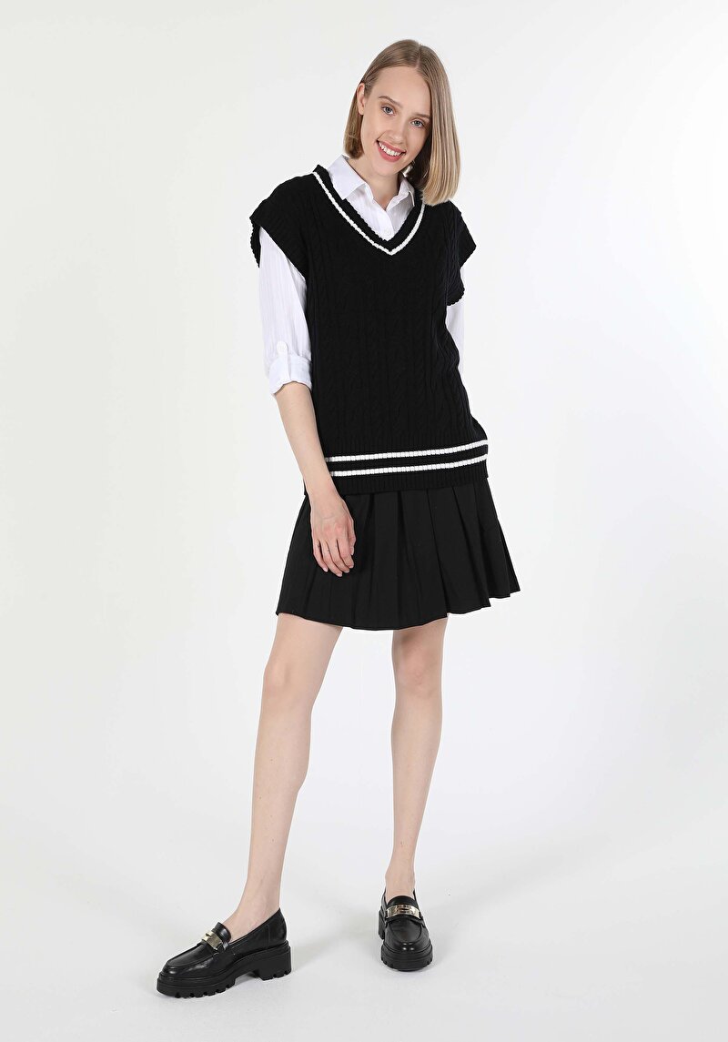 Imagine a Pulover De Dama Negru Oversize Fit Cl1061034