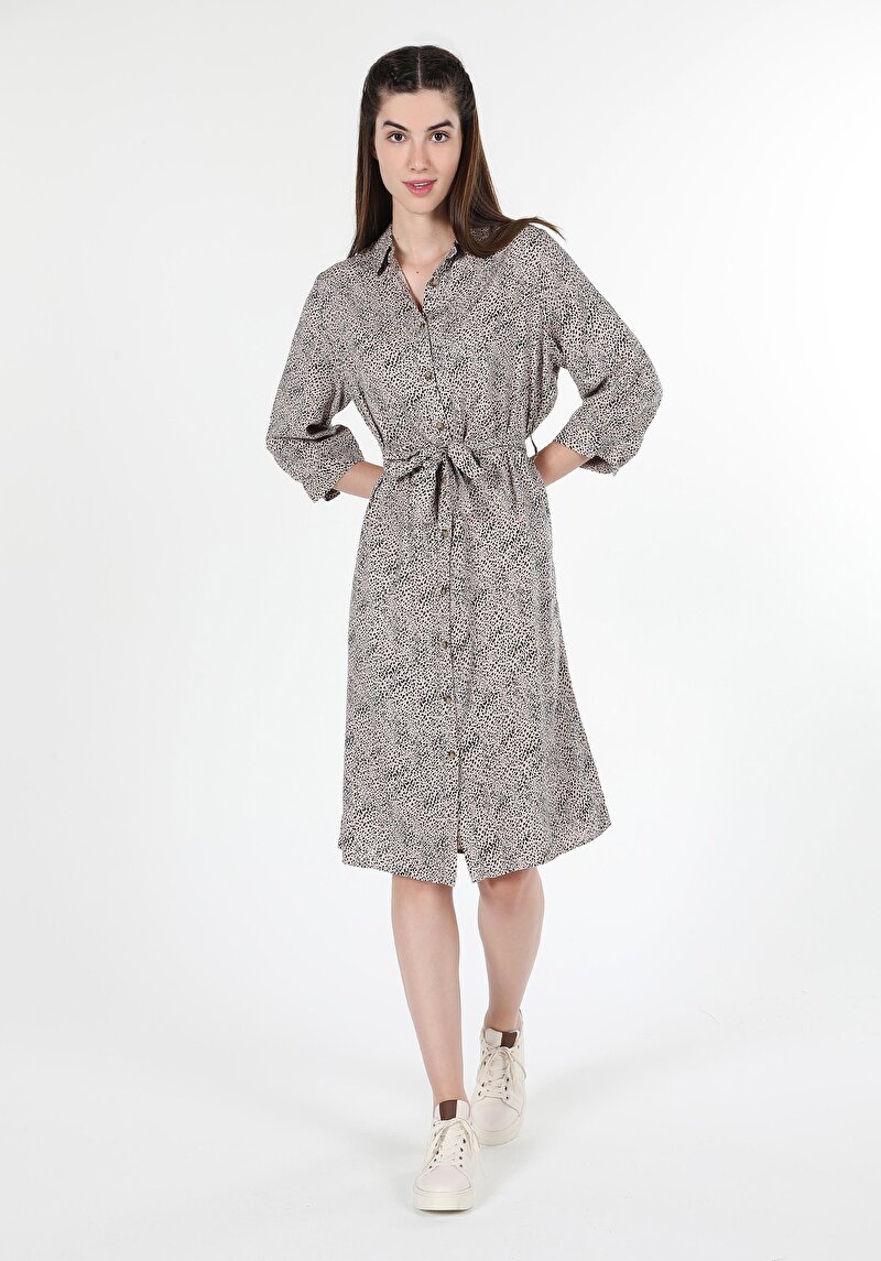 Imagine a Rochie Neagră Pentru Femei Regular Fit