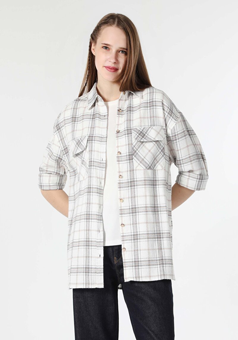 Imagine a Cămașă Regular Fit Gât În Carouri Cămașă Albă Cu Mânecă Lungă Pentru Femei