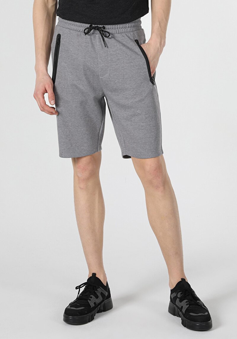 Afișați detalii pentru Short / Pantaloni Scurti De Barbati Gri Slim Fit  Cl1058907