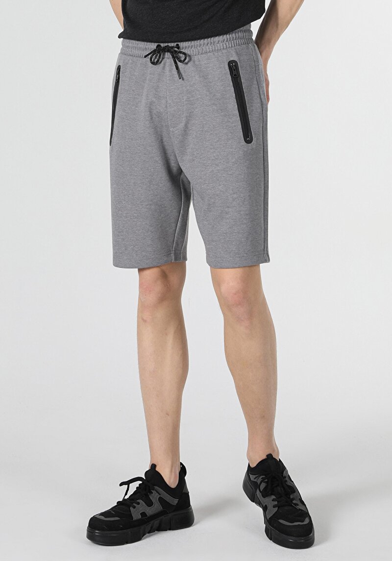 Afișați detalii pentru Short / Pantaloni Scurti De Barbati Gri Slim Fit  Cl1058907