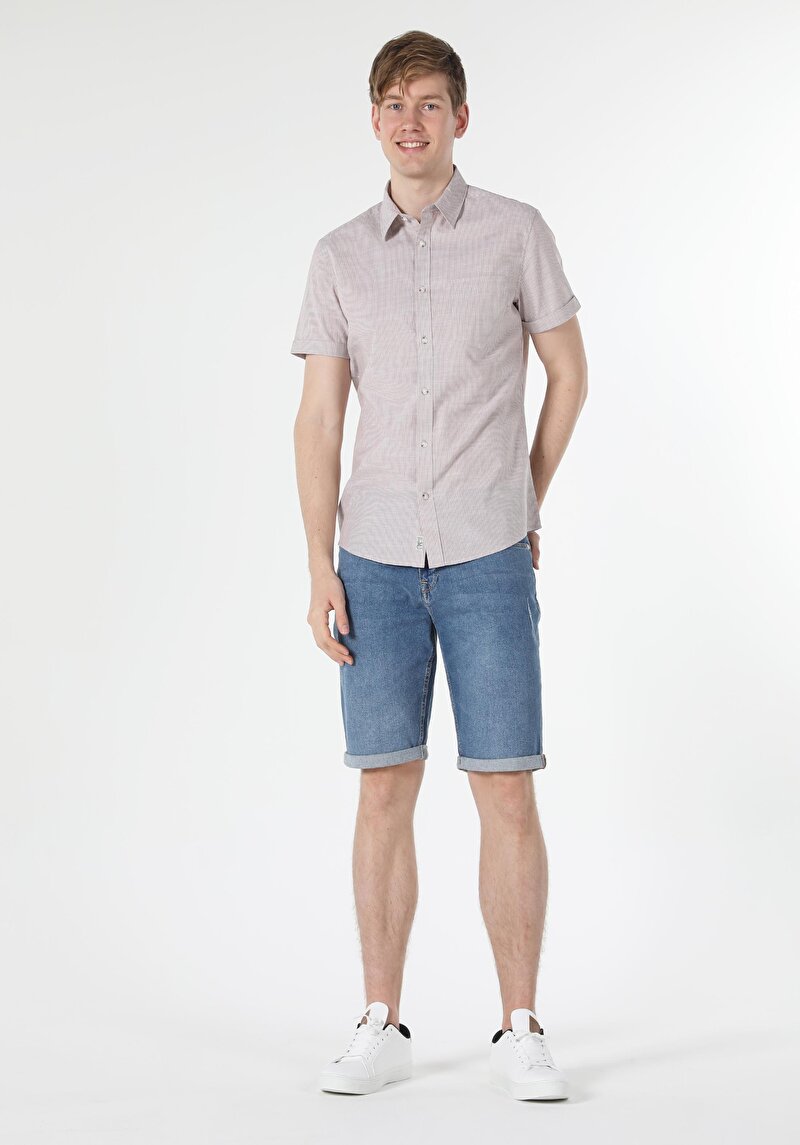 Imagine a Cămașă Slim Fit Cămașă Cu Mânecă Scurtă Cu Gât Drept Pentru Bărbați Bej