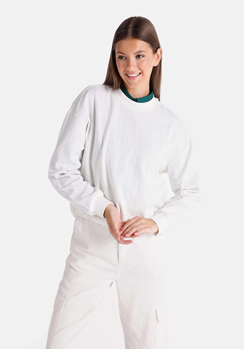 Imagine a Tricou Cu Maneca Lunga De Dama Alb Regular Fit  Cl1065156